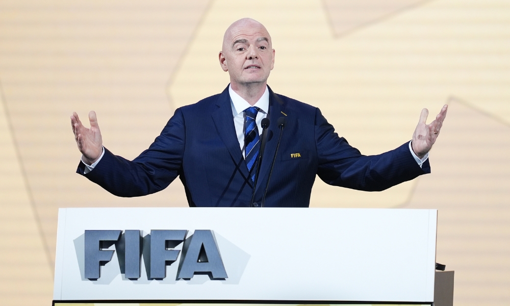 不仅是一位