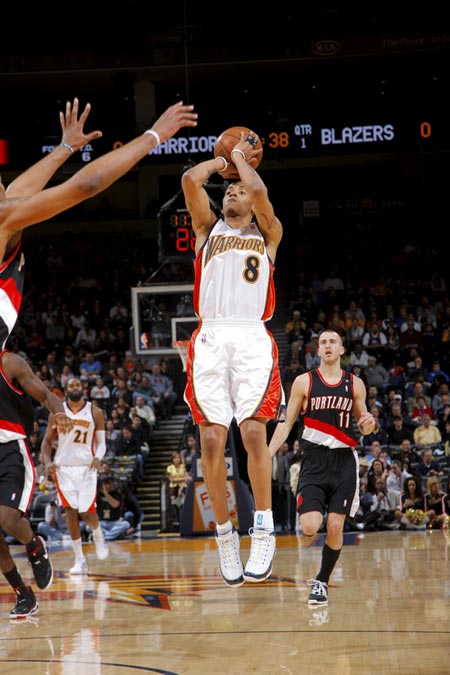 还与他的坚 还与他的坚