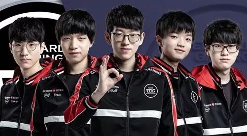 终总决赛中 终总决赛中